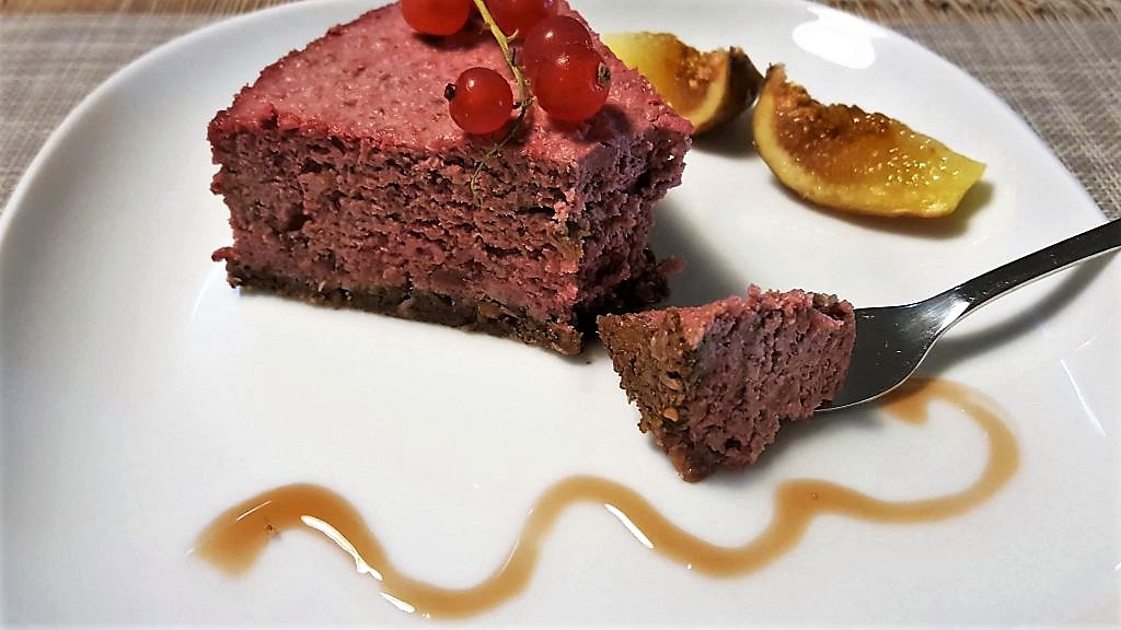 Alge Heidelberg raw vegan raspberry cake
