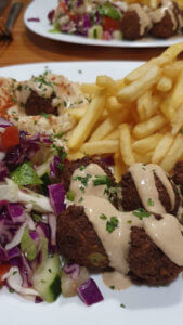 Falafel Nessya full plate