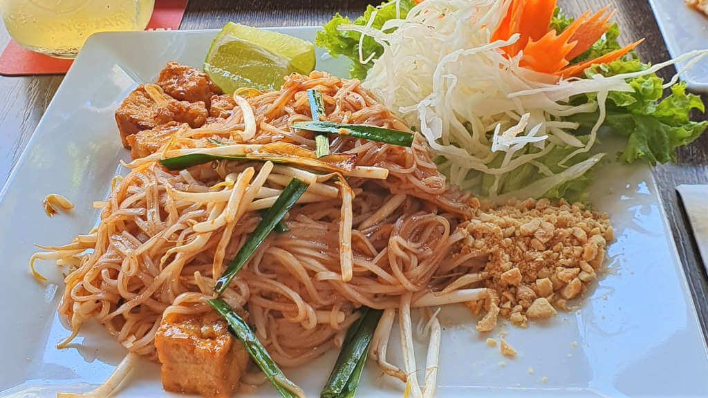 Chon Thong Pad Thai without egg